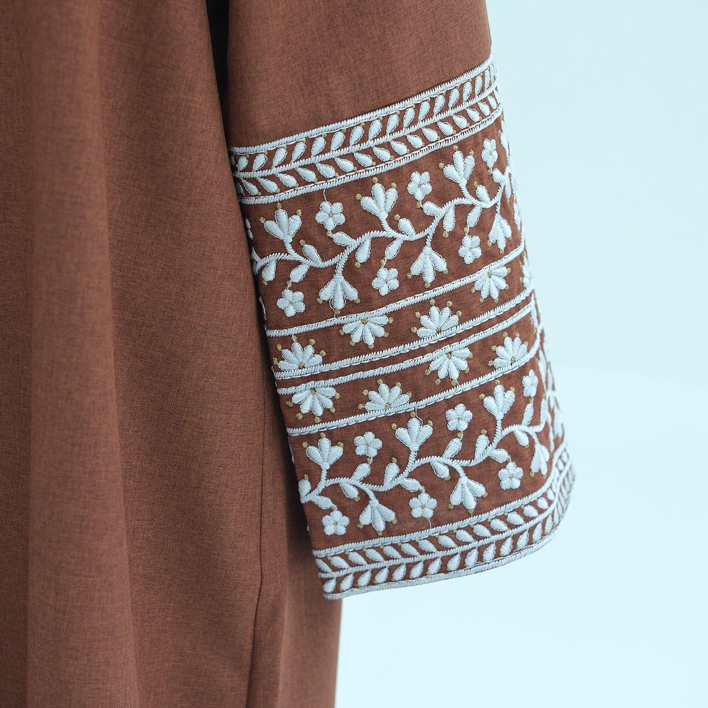 Robe élégante brodée HASASERIES HS1172