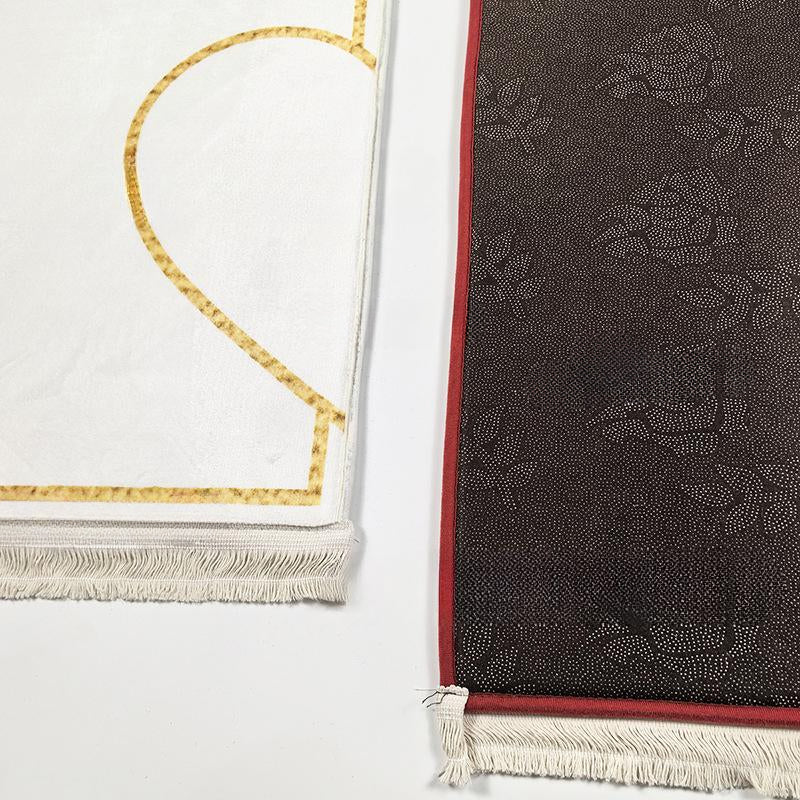 HS1238 2pcs Set Heart-Shaped Flannel Printed Blanket and Prayer Mat