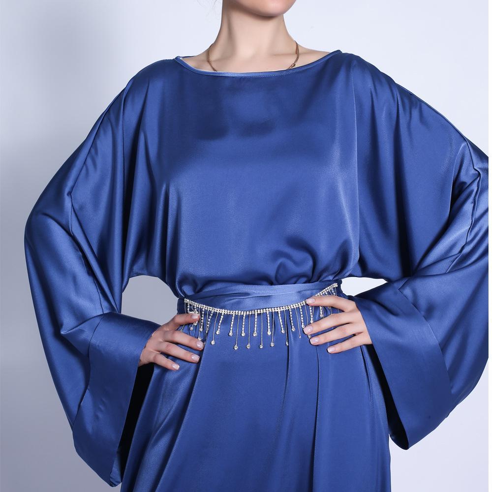 HASASERIES HS0433 Solid Color Loose Fitting Belt with Diamond Waist Long Skirt