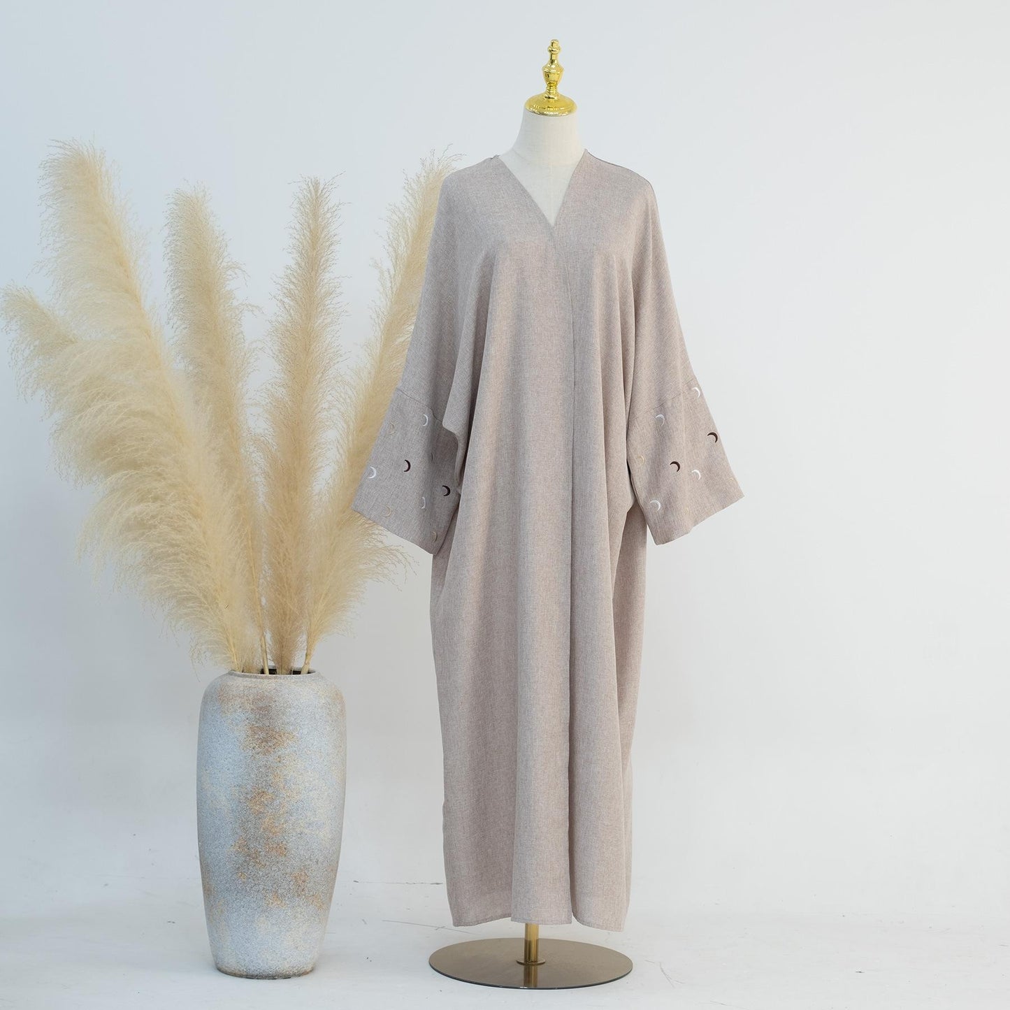 HASASERIES HS0934 Cardigan élégant brodé Abaya avec hijab