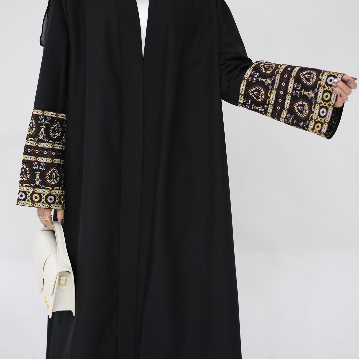HASASERIES HS1093 Exquisite Embroidered Elegant Cardigan Robe