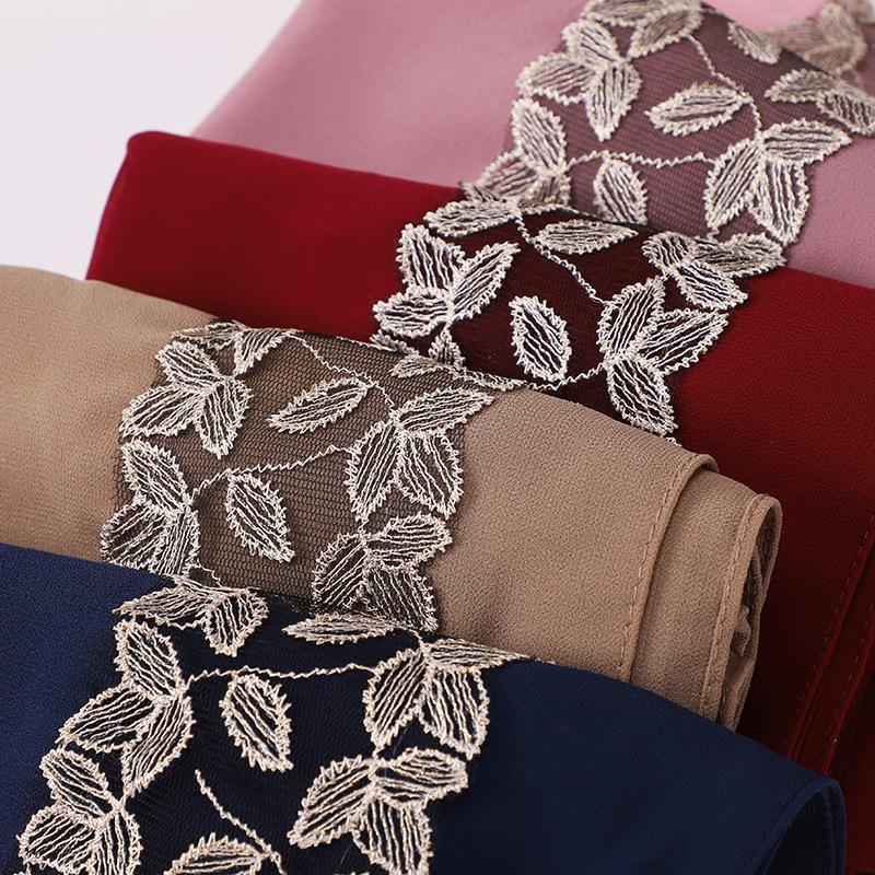 HASASERIES HS1130 Foulard en mousseline de soie et dentelle perlée