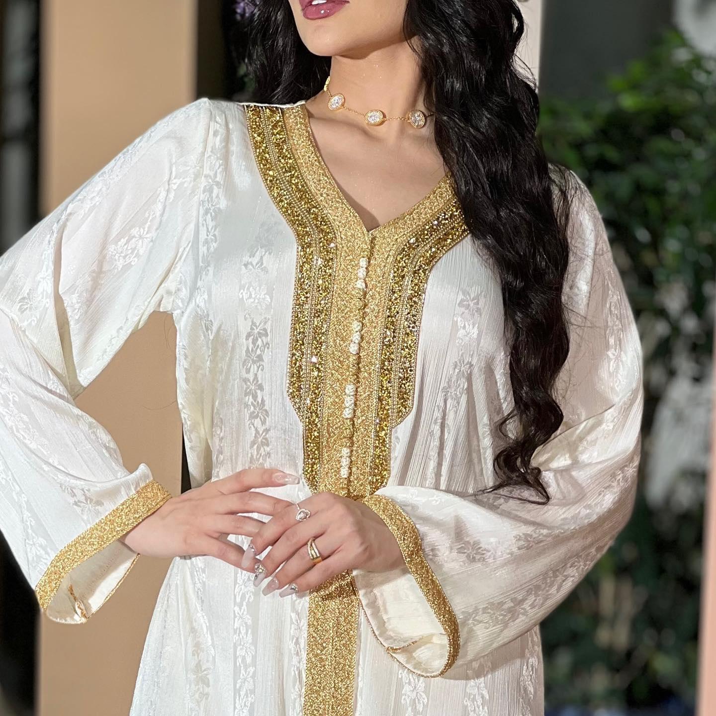 فستان إسلامي جديد من الساتان الأبيض من HS0361 S-2XL للنساء من الدانتيل الماسي الساخن