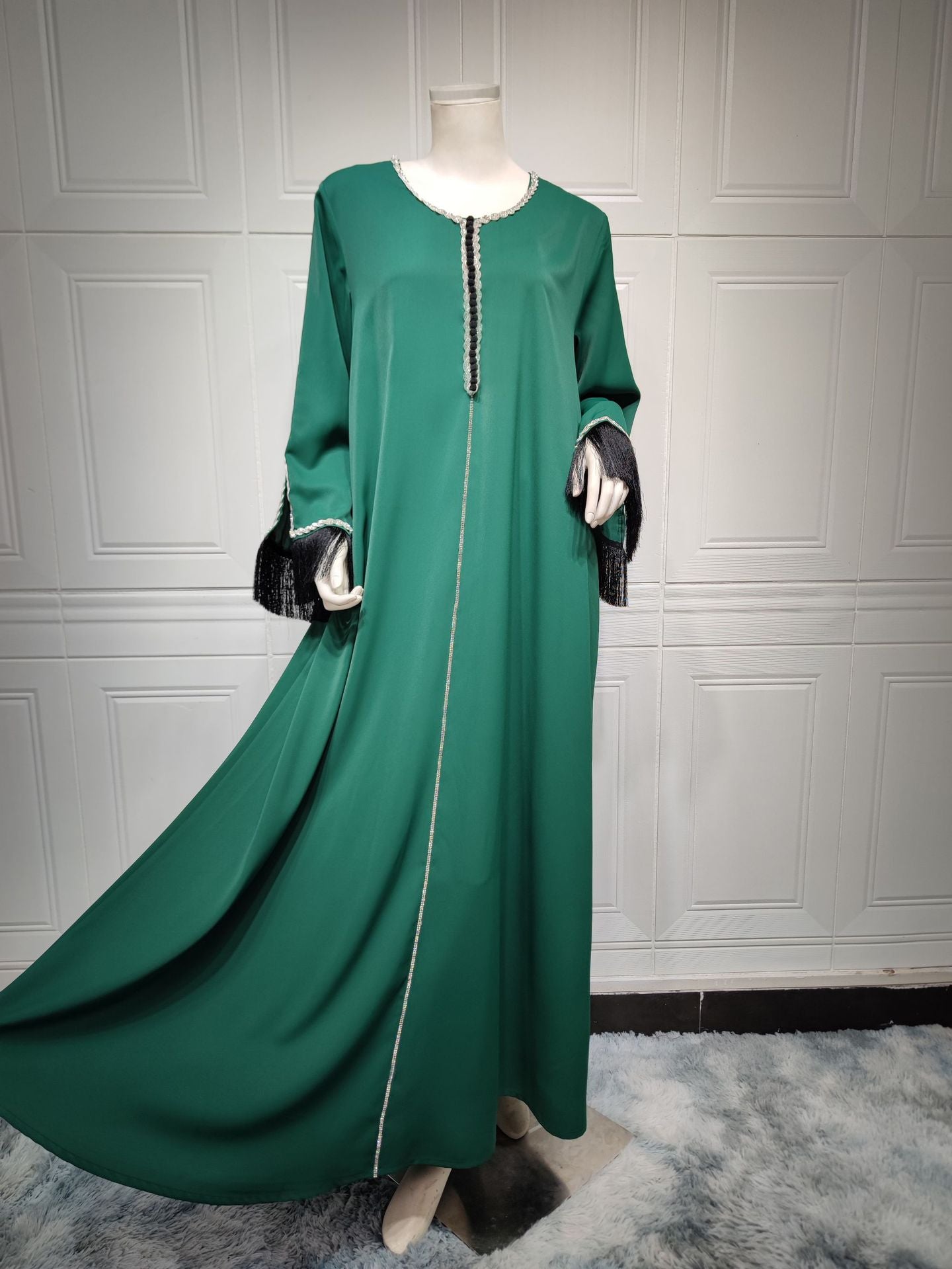 فستان نسائي مسلم HS0440 مزين بالماس بتصميم عصري من الفسيفساء مع شرابات