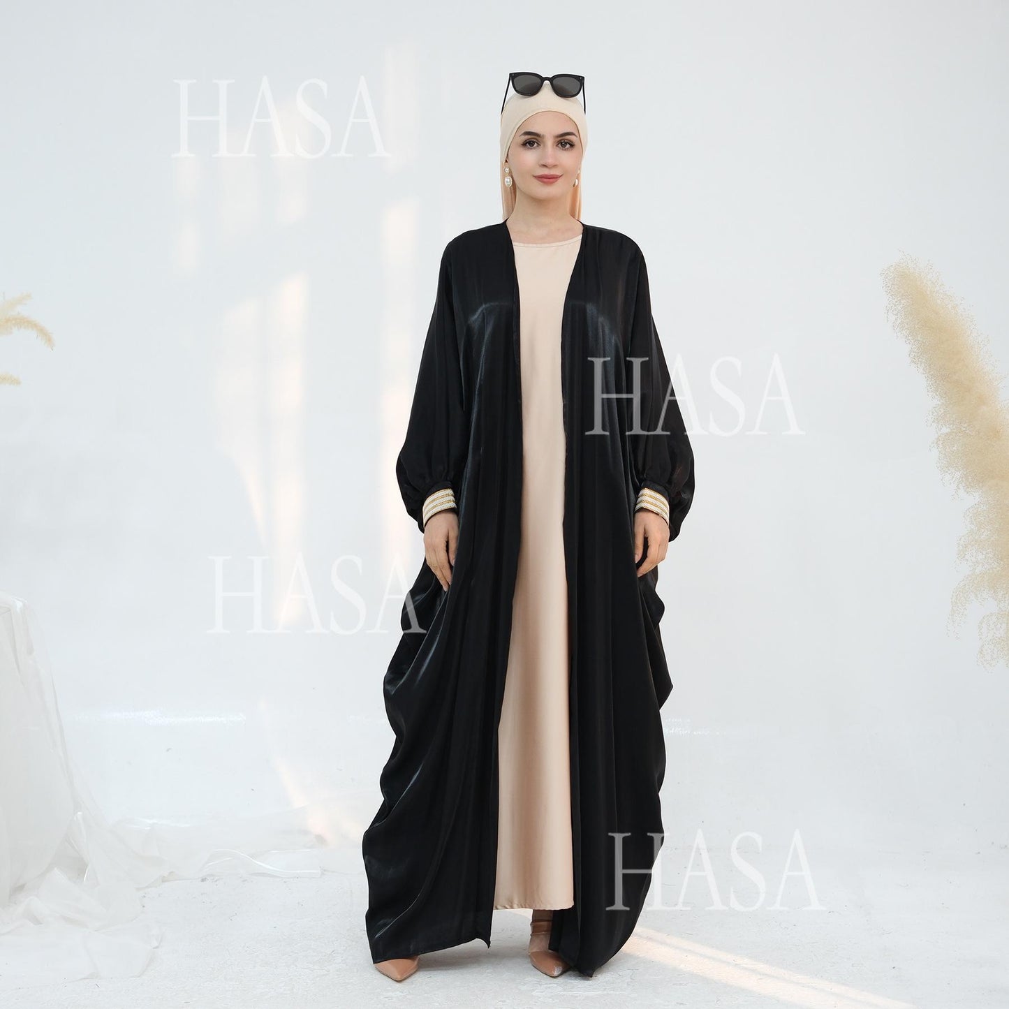 HS5873 Temperament Cardigan Long Coat Exquisite Trim To Create Elegant Style