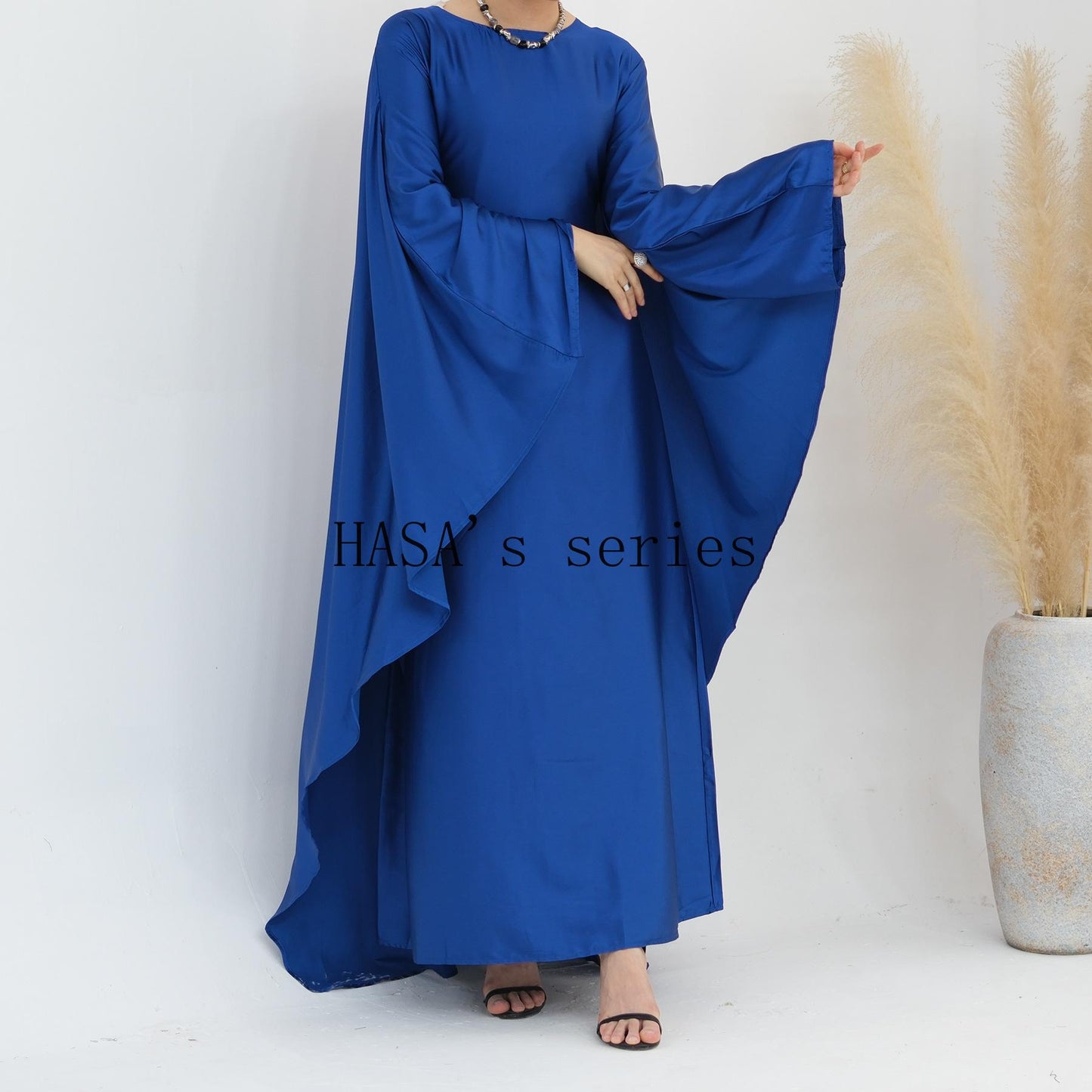 HS4835 High-density Stretch Satin Long Dress, Simple, Elegant, and Comfortable To Wear.