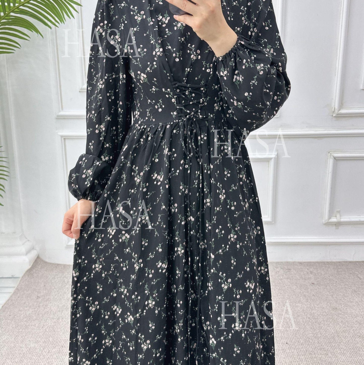 HS6489 Long-sleeved Floral Maxi Dress with Natural Waist