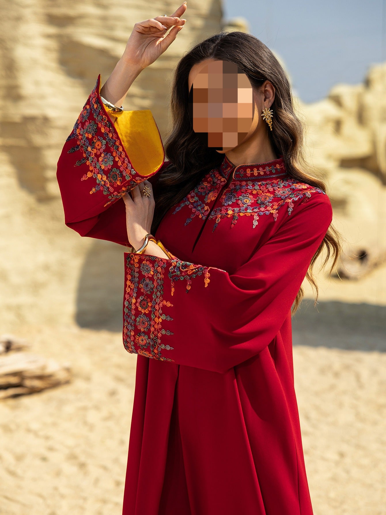 HS6655 Embroidered loose-fitting long dress | Soft drape and delicate cuff design