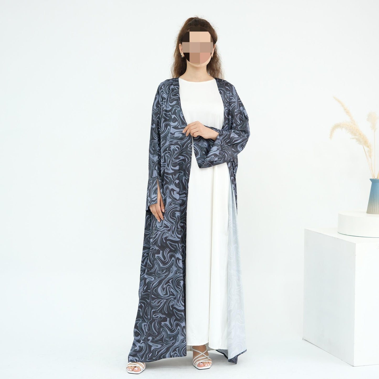 HS6555 Fashionable printed long-sleeved dress with an ankle-length cardigan style