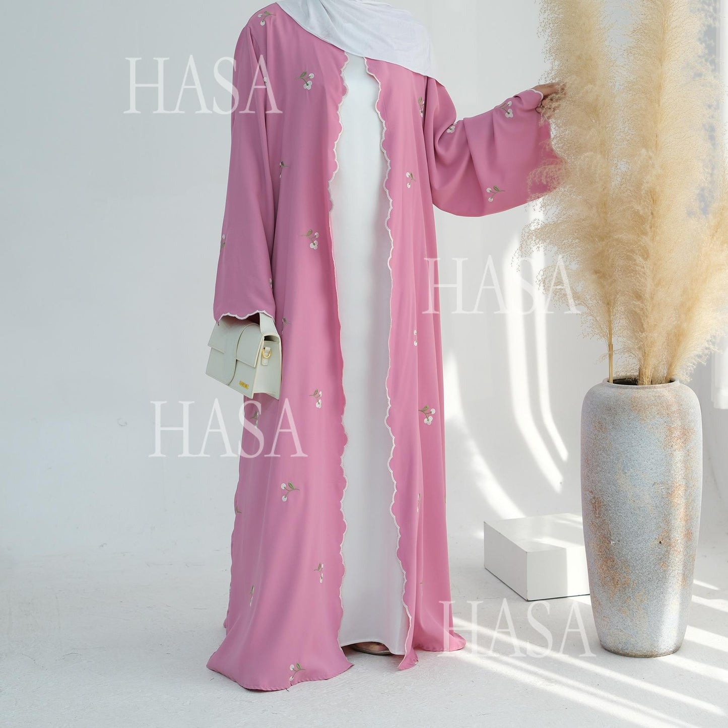 HS6472 Longline Cardigan with Delicate Floral Details and Curved Edging