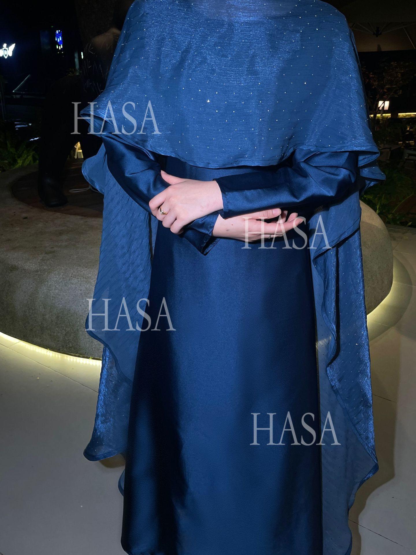 HS6477 Shiny robe two-piece set with rhinestone shawl decoration