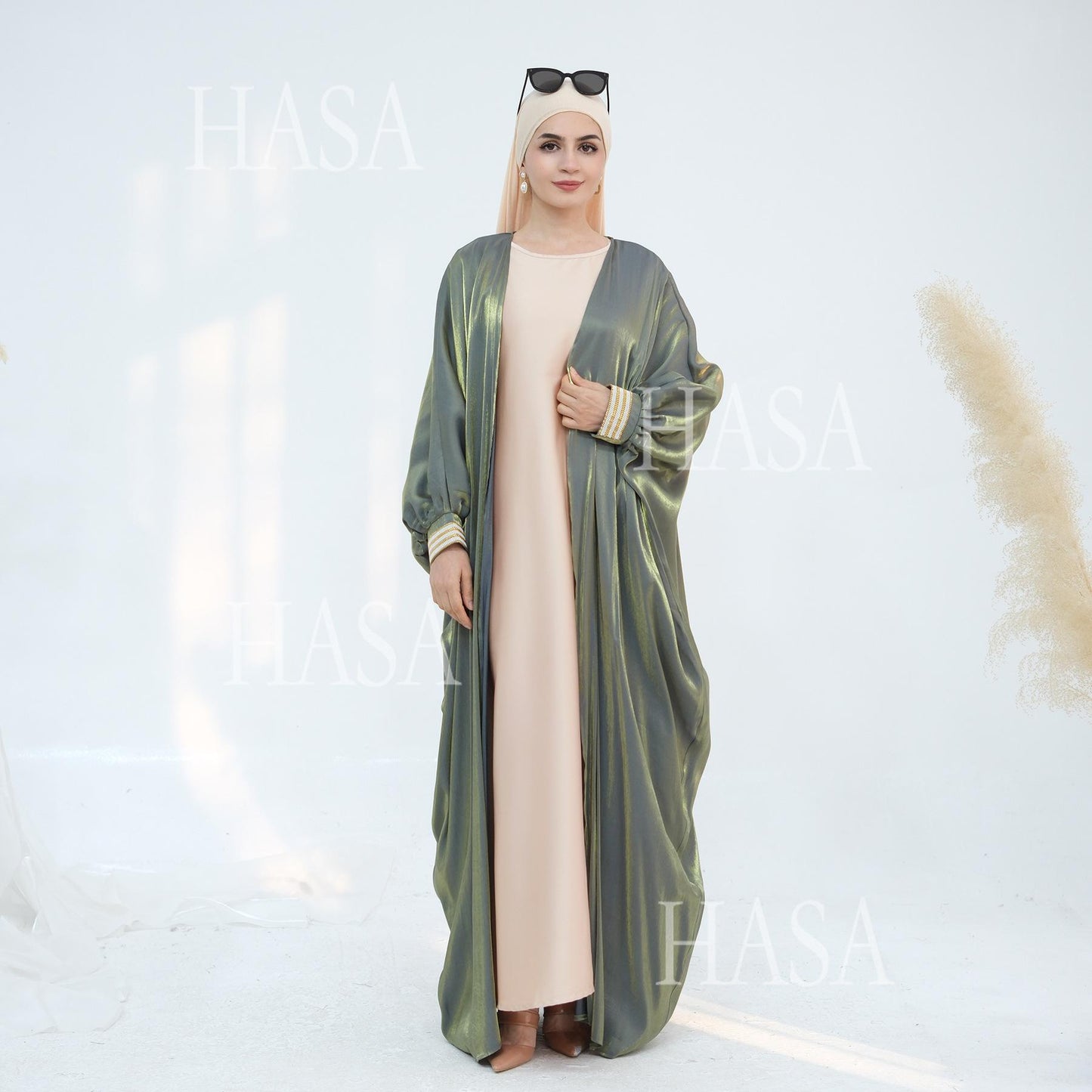 HS5873 Temperament Cardigan Long Coat Exquisite Trim To Create Elegant Style