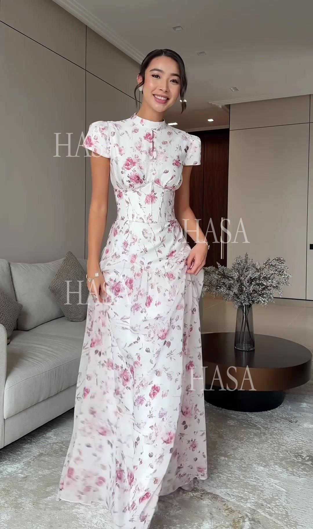HS6737 Chic Romantic Maxi Dress with Soft Floral Print