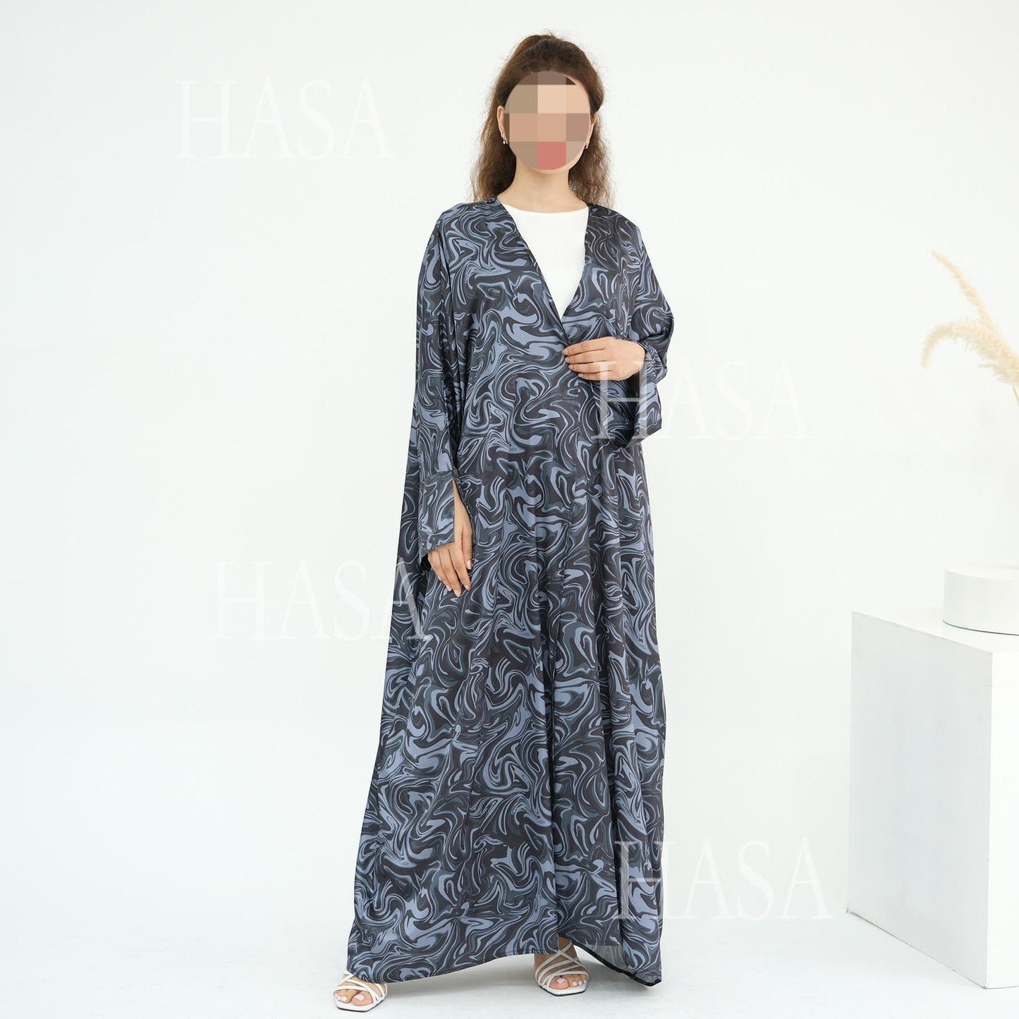 HS6555 Fashionable printed long-sleeved dress with an ankle-length cardigan style