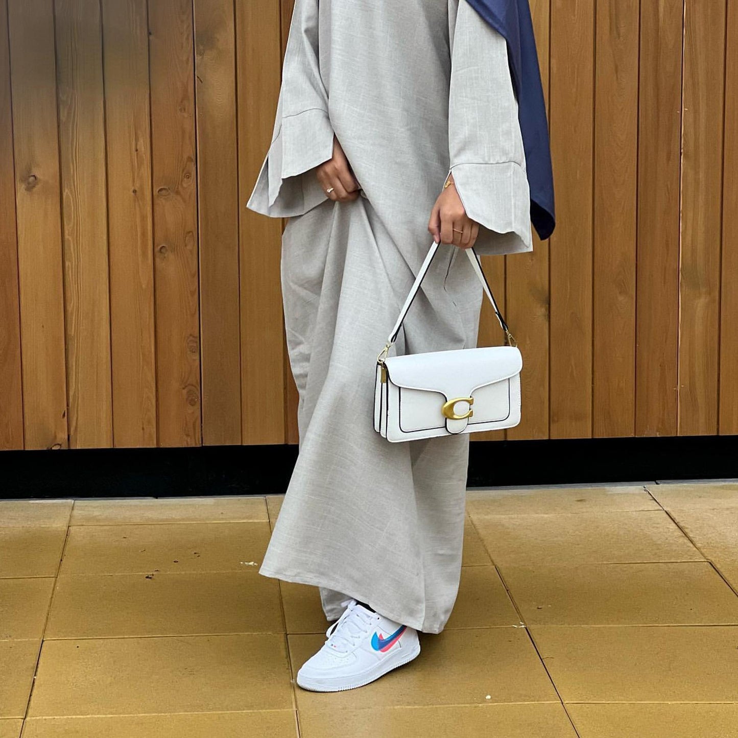 HASASERIES HS0999 Loose Large Elegant Dress Robe