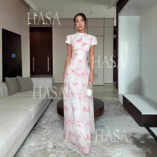 HS6737 Chic Romantic Maxi Dress with Soft Floral Print