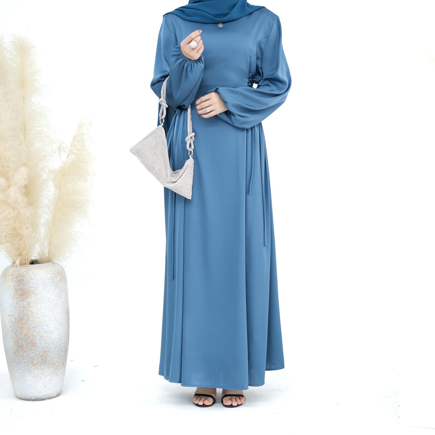HASASERIES HS0991 Robe élégante à col haut et couleur unie