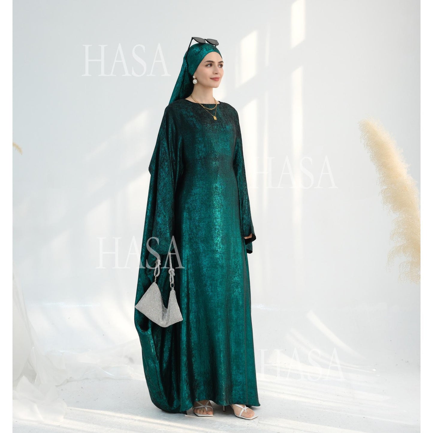 HS5879 Light-sensing Two-piece Dress | with Headscarf Design, The Overall Matching Is More Worry-free
