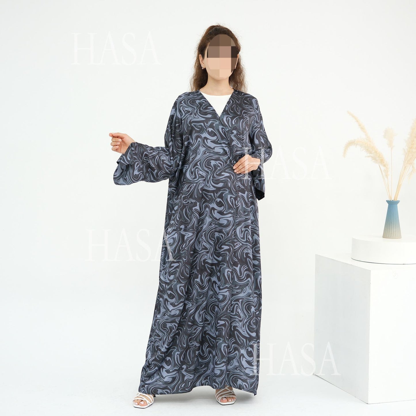 HS6555 Fashionable printed long-sleeved dress with an ankle-length cardigan style