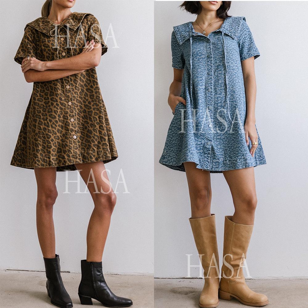 HASA HS6789 Bold Vintage Inspired Leopard Mini Dress with Statement Collar