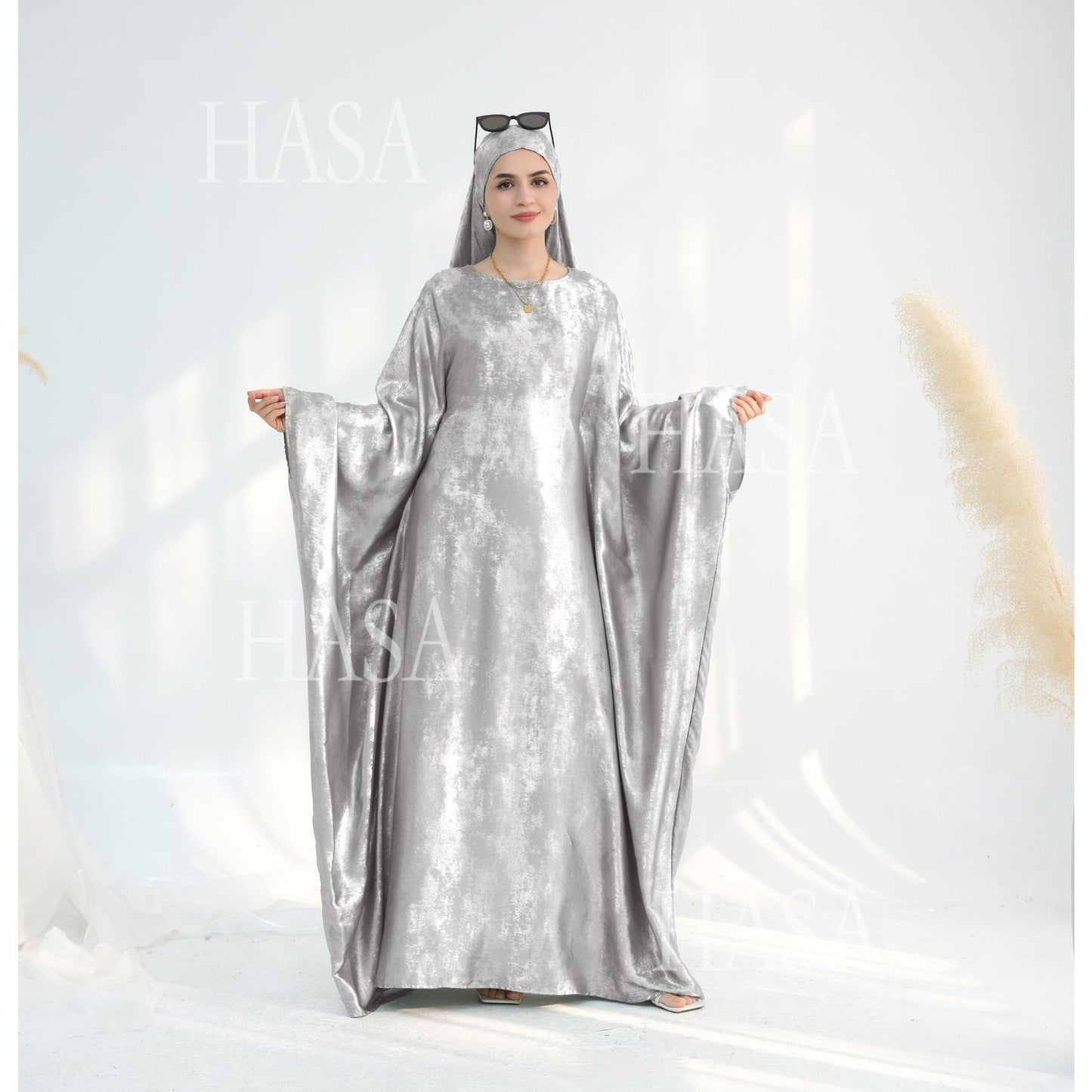 HS5879 Light-sensing Two-piece Dress | with Headscarf Design, The Overall Matching Is More Worry-free
