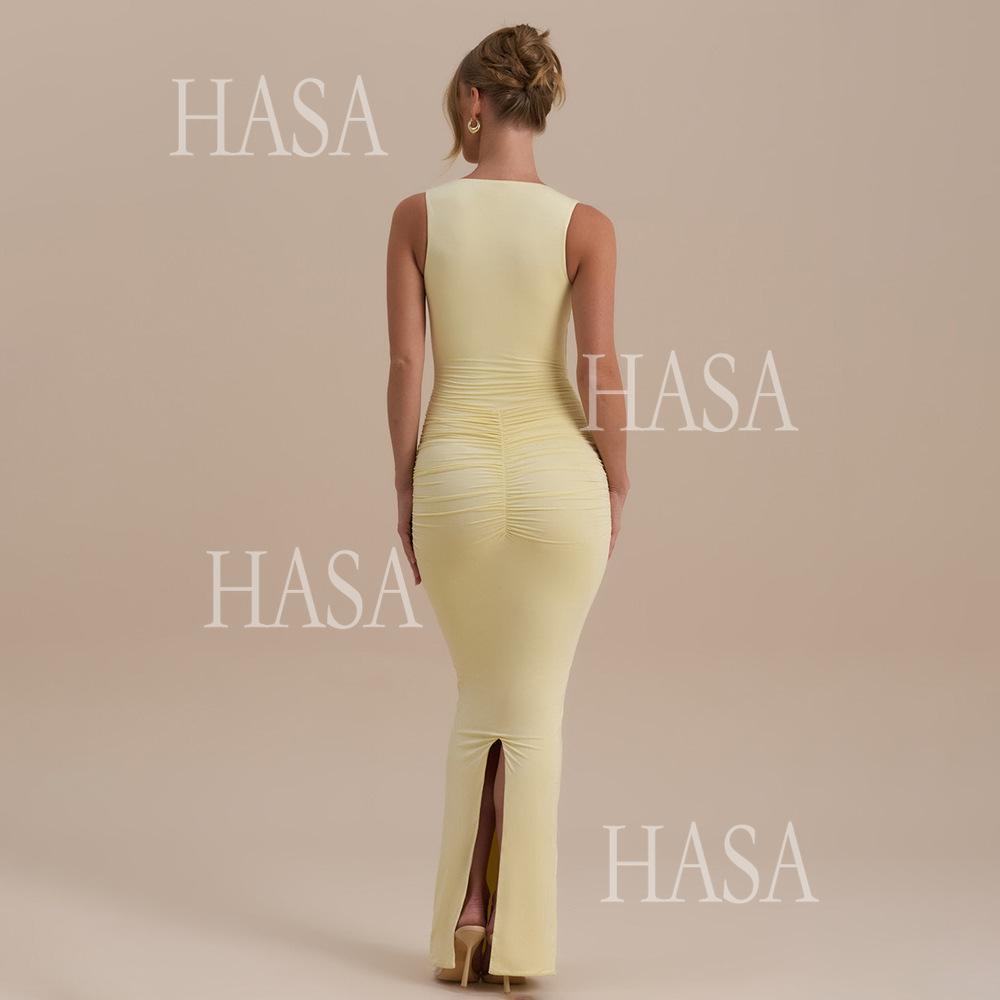 HASA HS6766 Chic Sleeveless Figure Hugging Dress