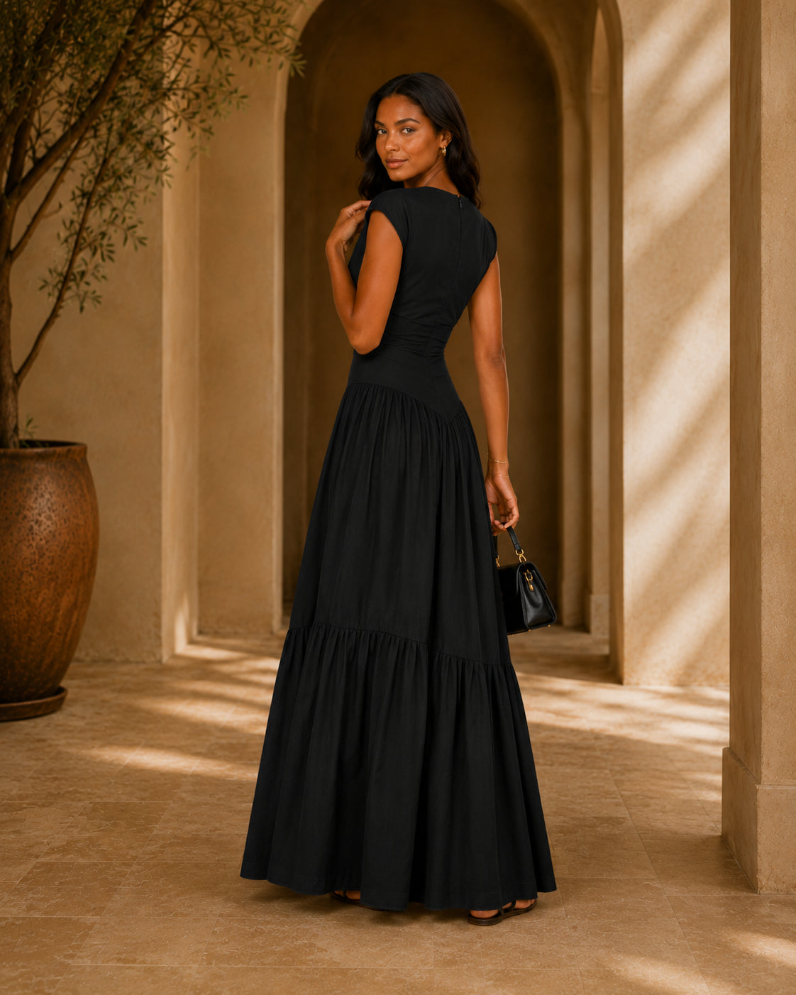 HS1641 Women's Sleeveless Pleated Loose Fit Maxi Dress