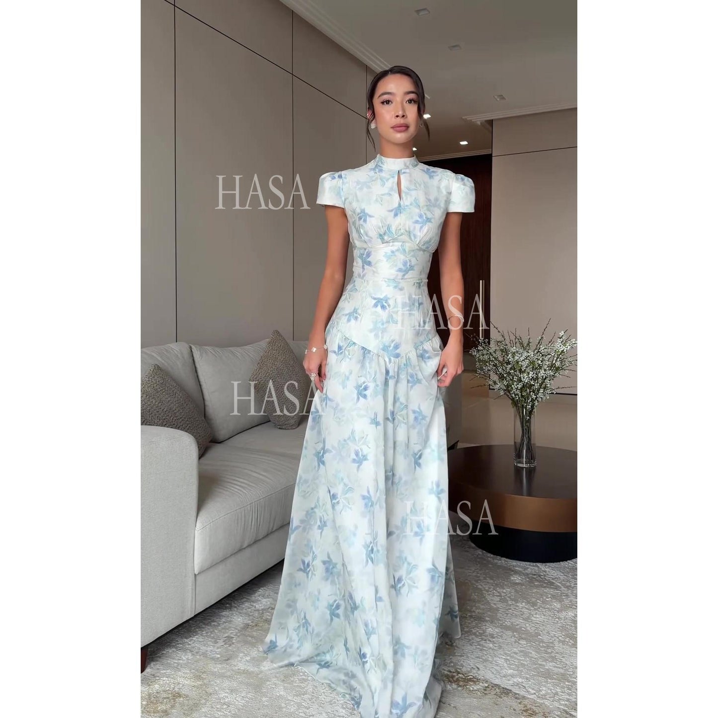 HS6737 Chic Romantic Maxi Dress with Soft Floral Print