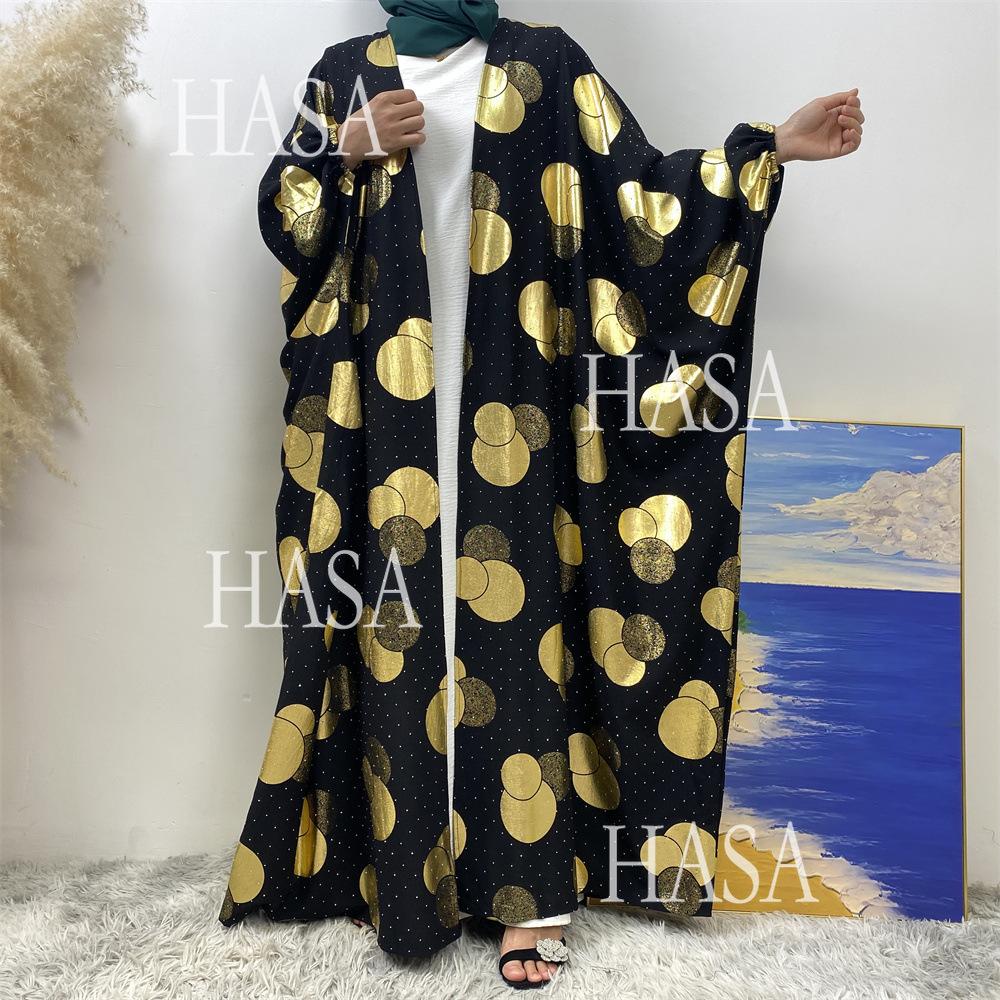 HS6587 Gilded Pattern Cardigan Robe with Bat Sleeves and Loose Flowing Design