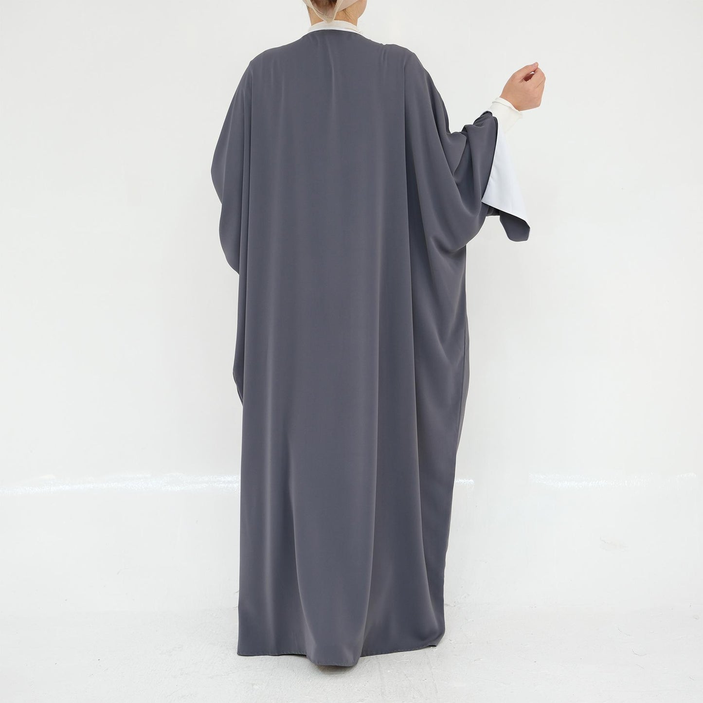 HS5877 The Loose-fitting Robe Has A Lightweight Silhouette That Is Perfect for Any Occasion open abaya outfit
