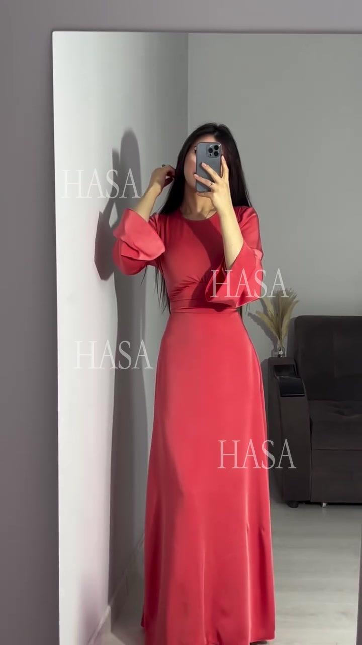 HASA HS6757 Classic Round Neck Flowy Maxi Dress