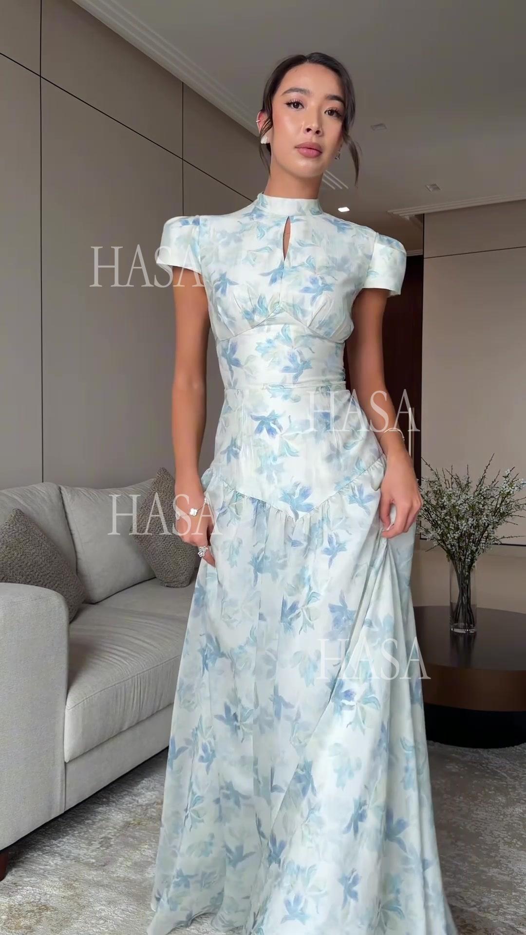 HS6737 Chic Romantic Maxi Dress with Soft Floral Print