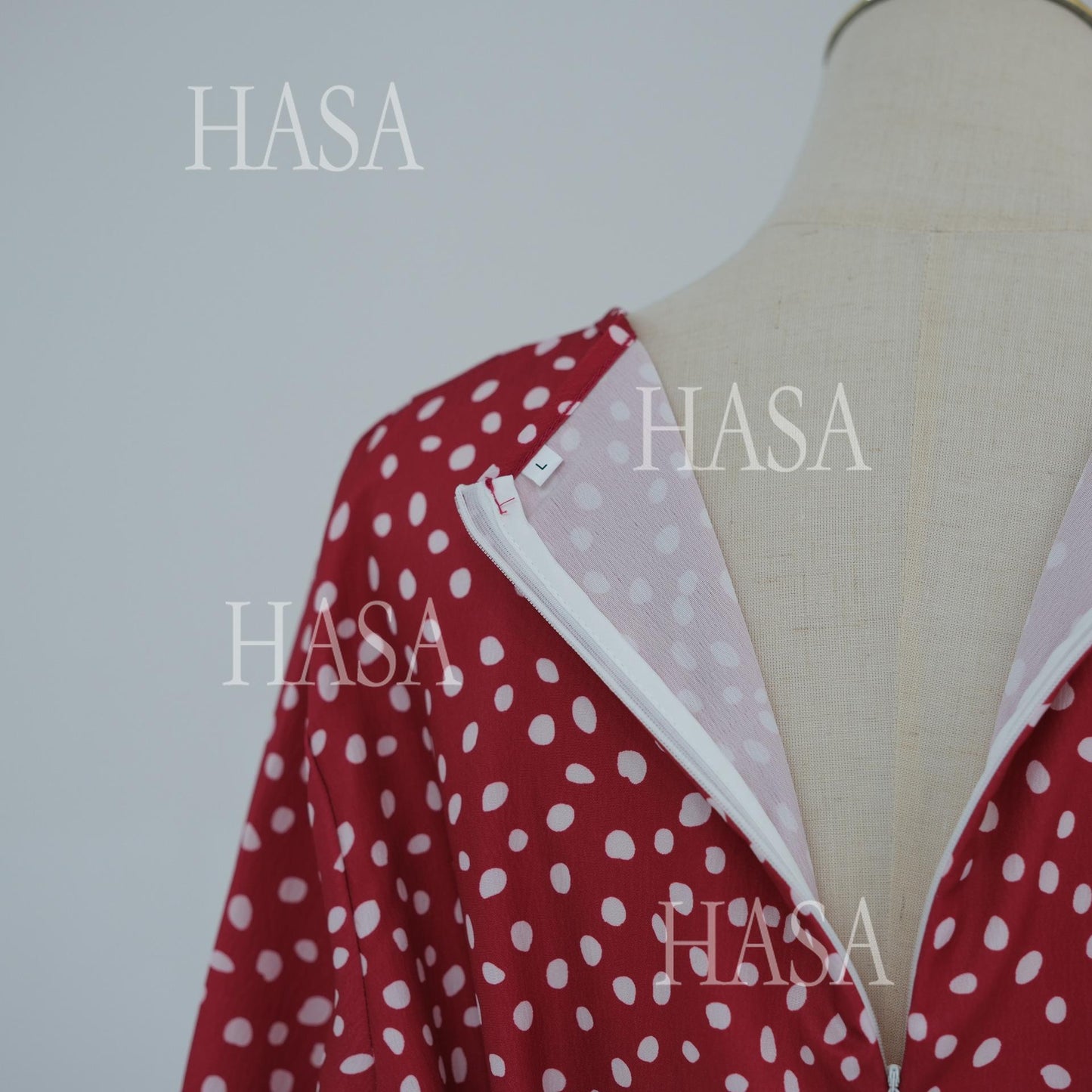 HASA HS6781 Graceful Modest Polka Dot Dress for Everyday Elegance