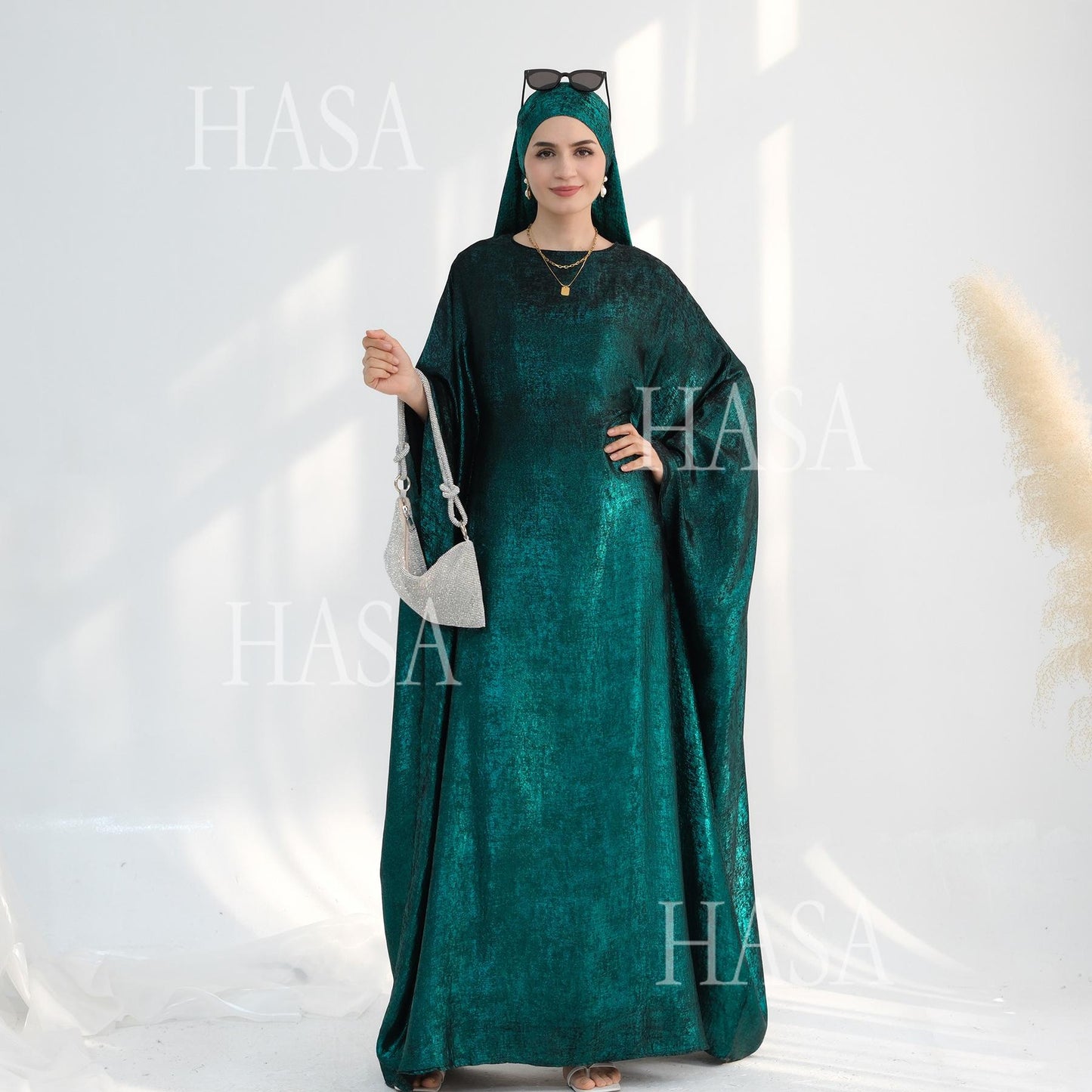 HS5879 Light-sensing Two-piece Dress | with Headscarf Design, The Overall Matching Is More Worry-free