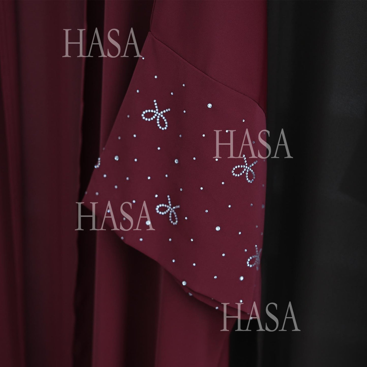 HS6492  Long-sleeved Robe with Bow and Beading