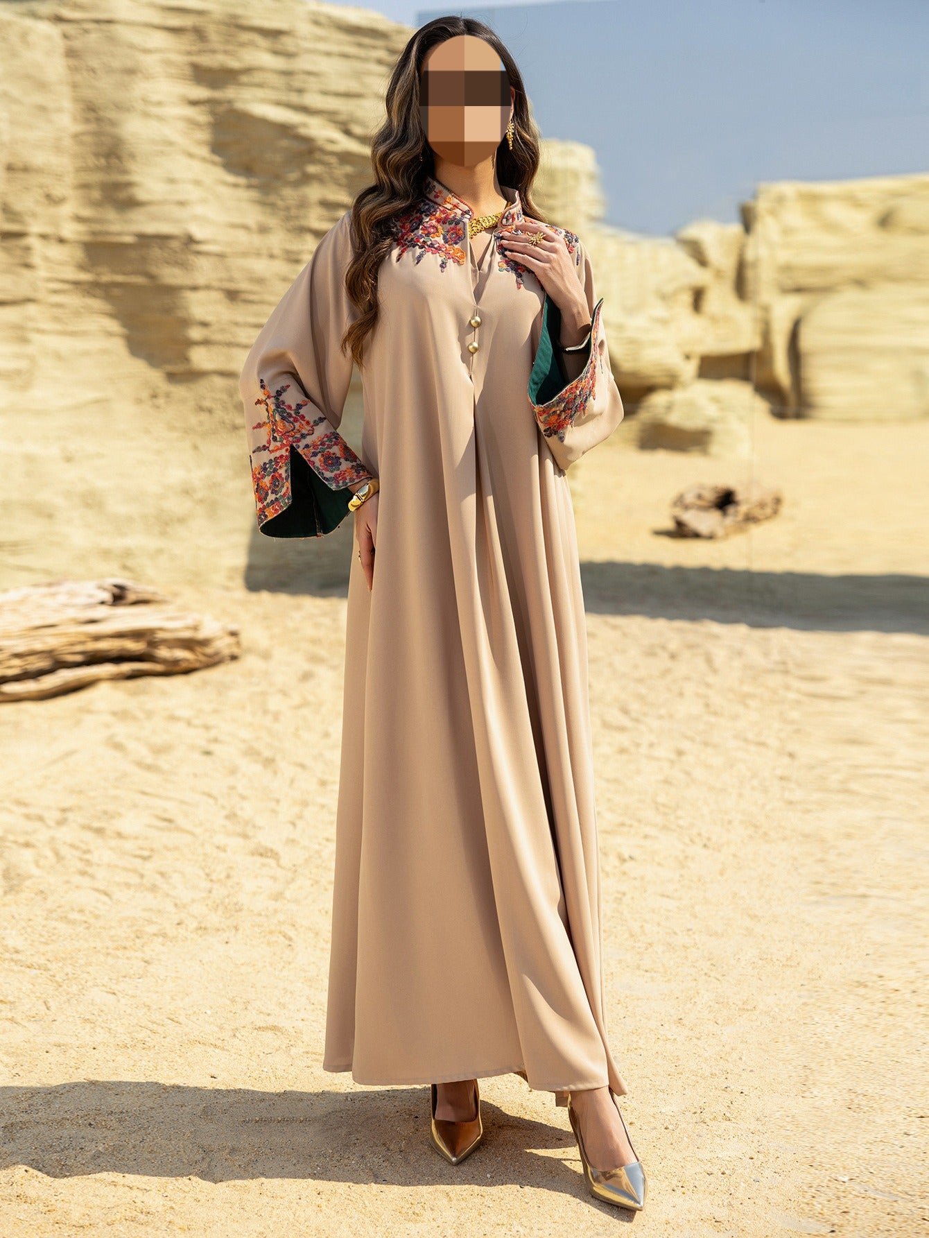 HS6655 Embroidered loose-fitting long dress | Soft drape and delicate cuff design