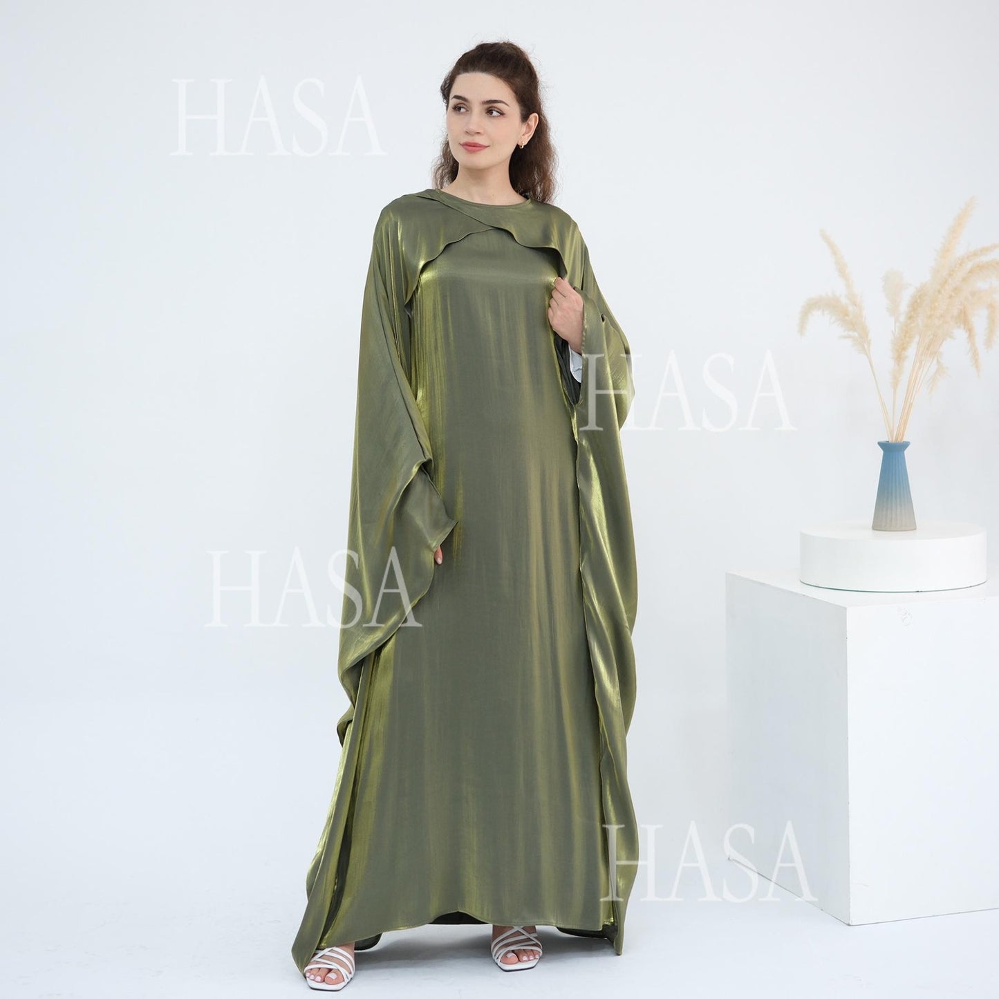 HS6584 Solid Color Beaded Loose Elegant Robe Dress