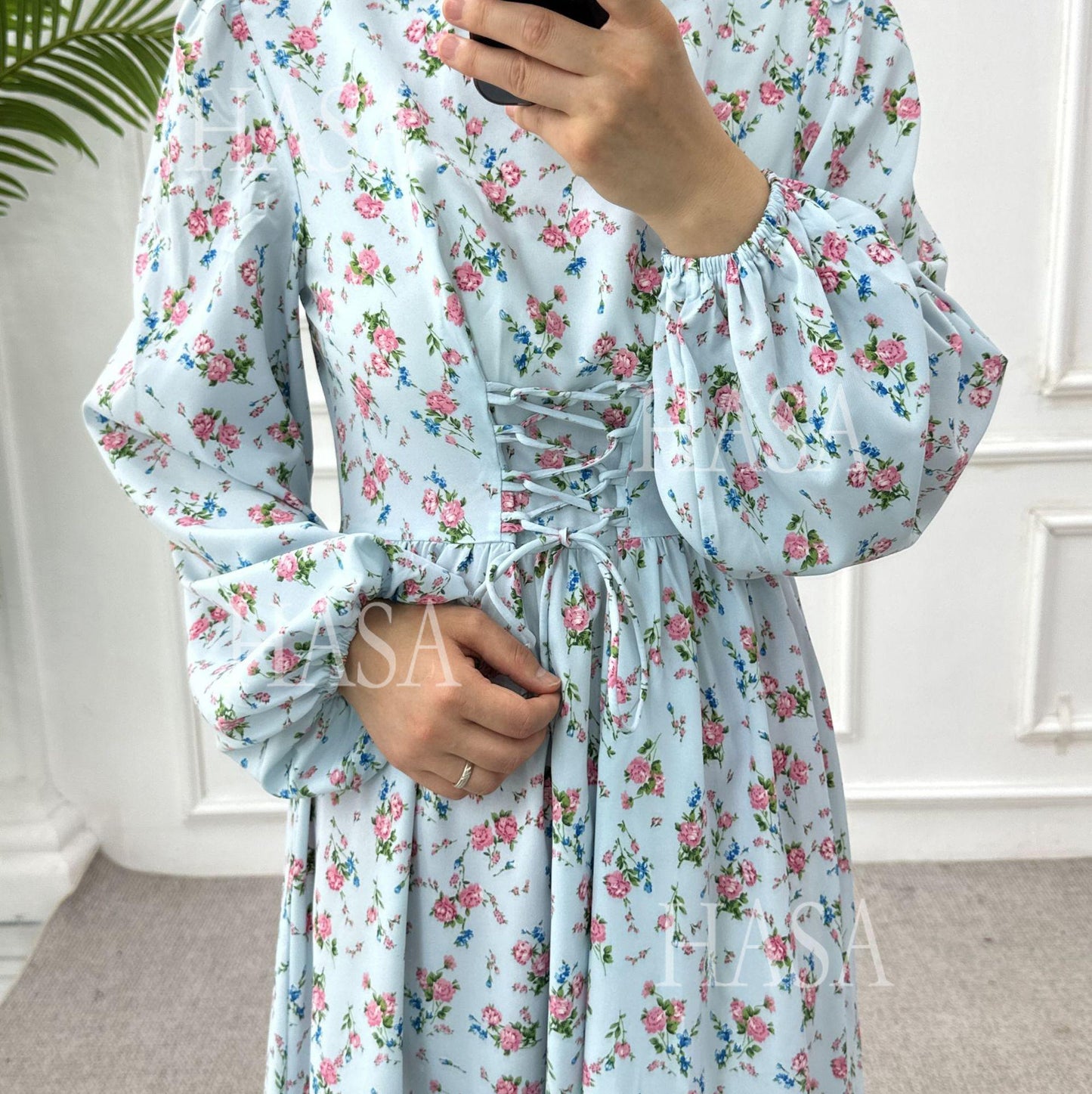 HS6489 Long-sleeved Floral Maxi Dress with Natural Waist