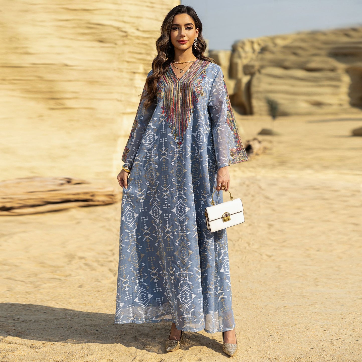 HS6658 Appliqué Patchwork Robe Dress: Lightweight Mesh Combined with Delicate Patterns