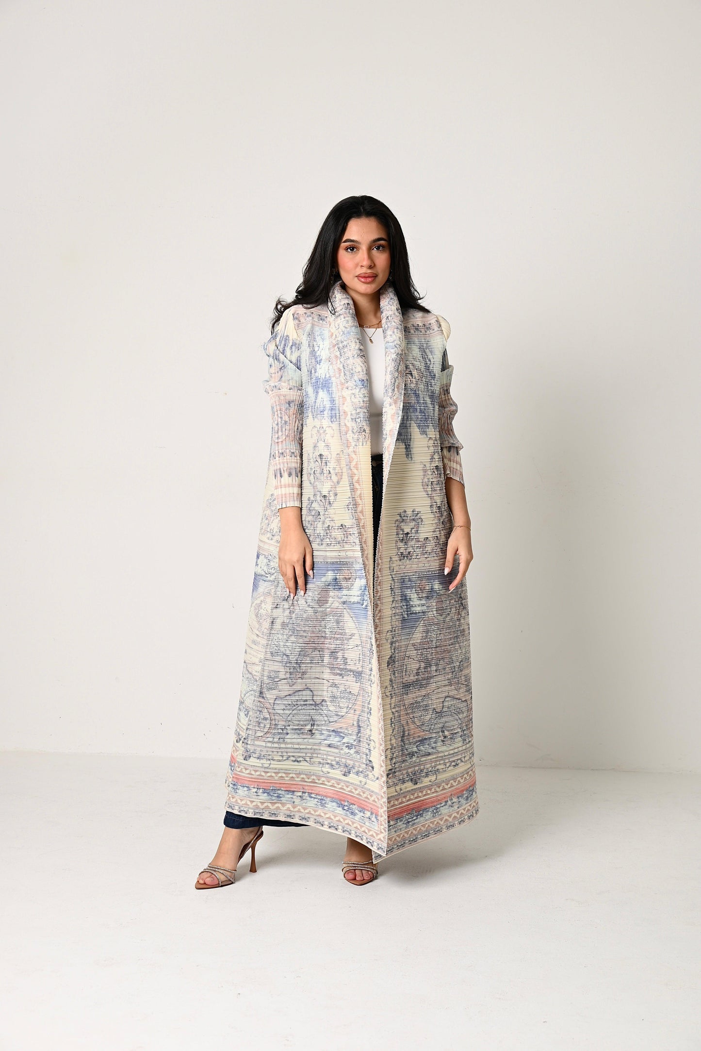 HS5840 Light-colored, All-over Print, Open-front Long Coat