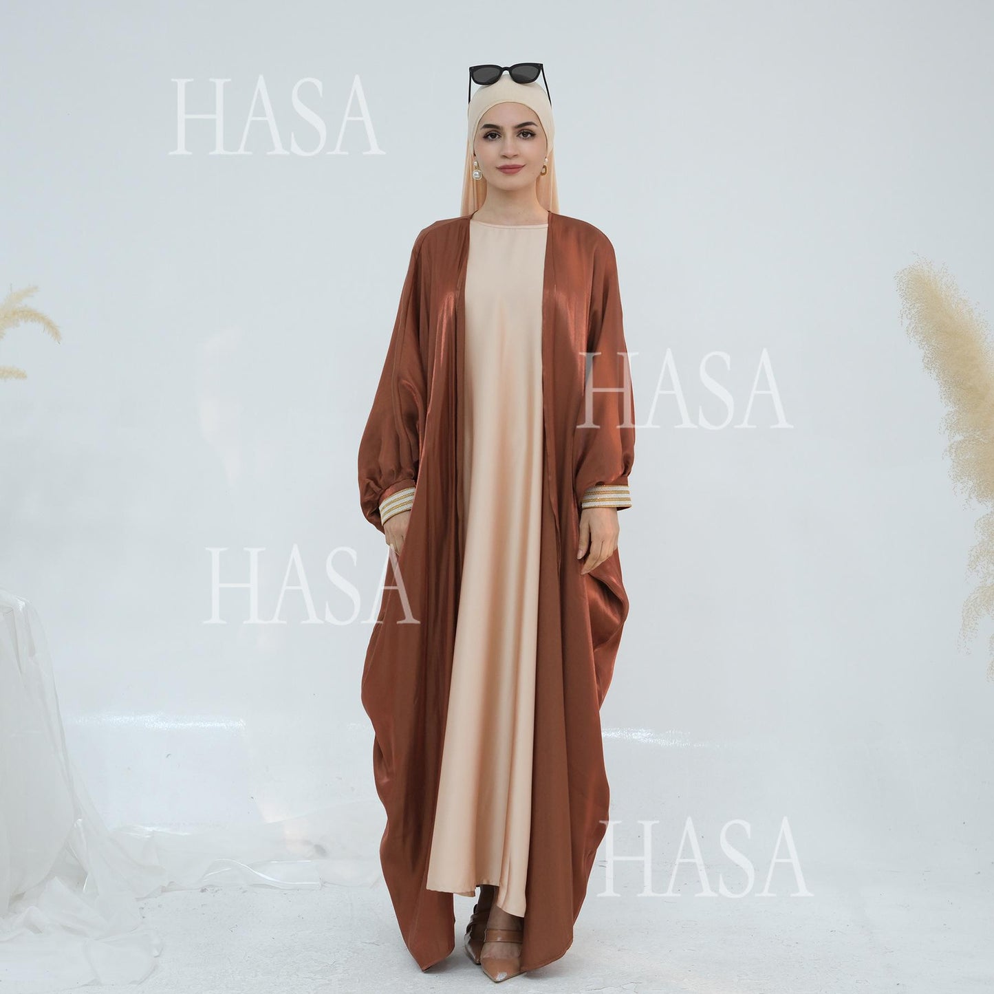 HS5873 Temperament Cardigan Long Coat Exquisite Trim To Create Elegant Style