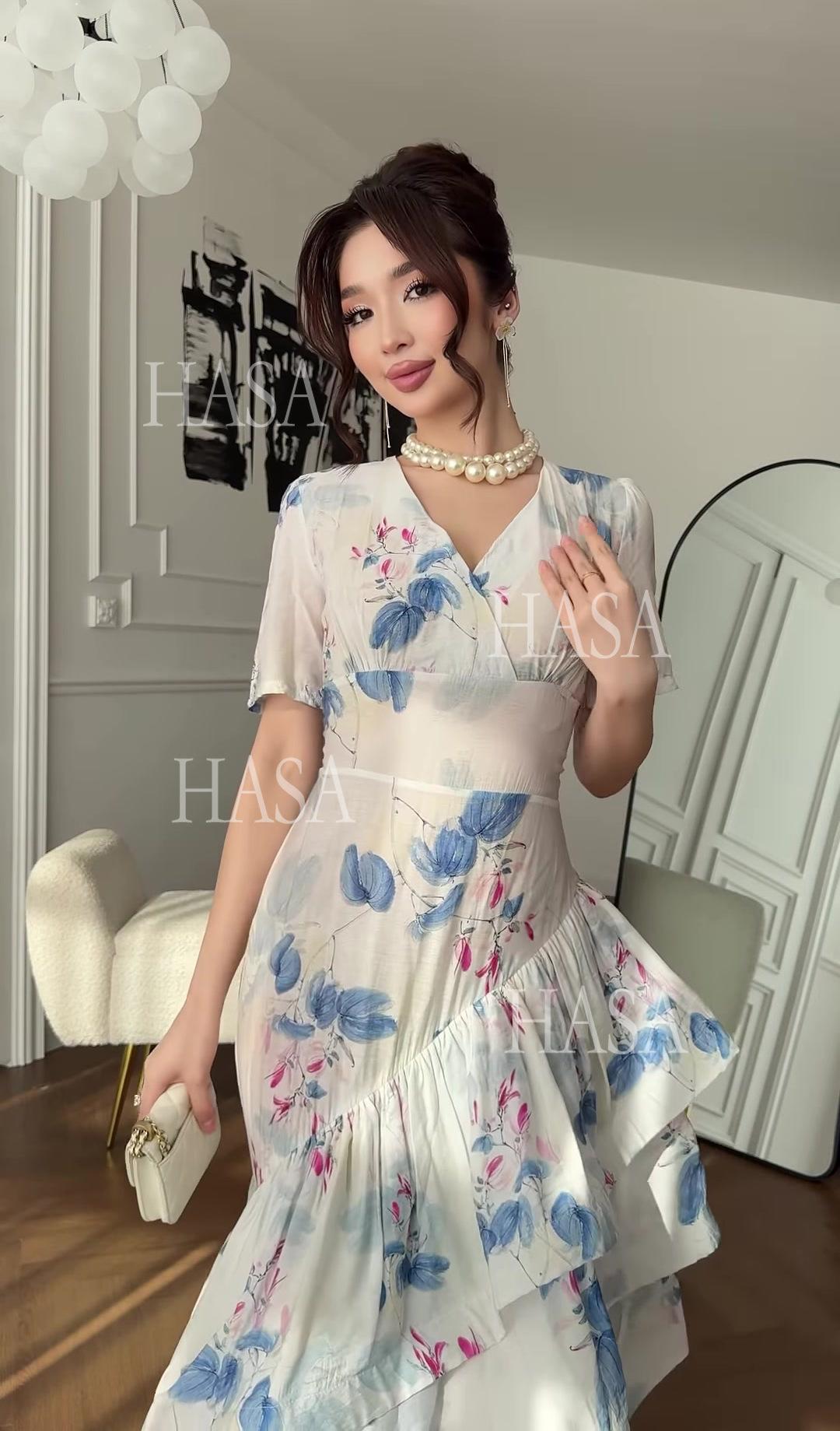 HS6747 Soft Girl Inspired Flowing Maxi Dress