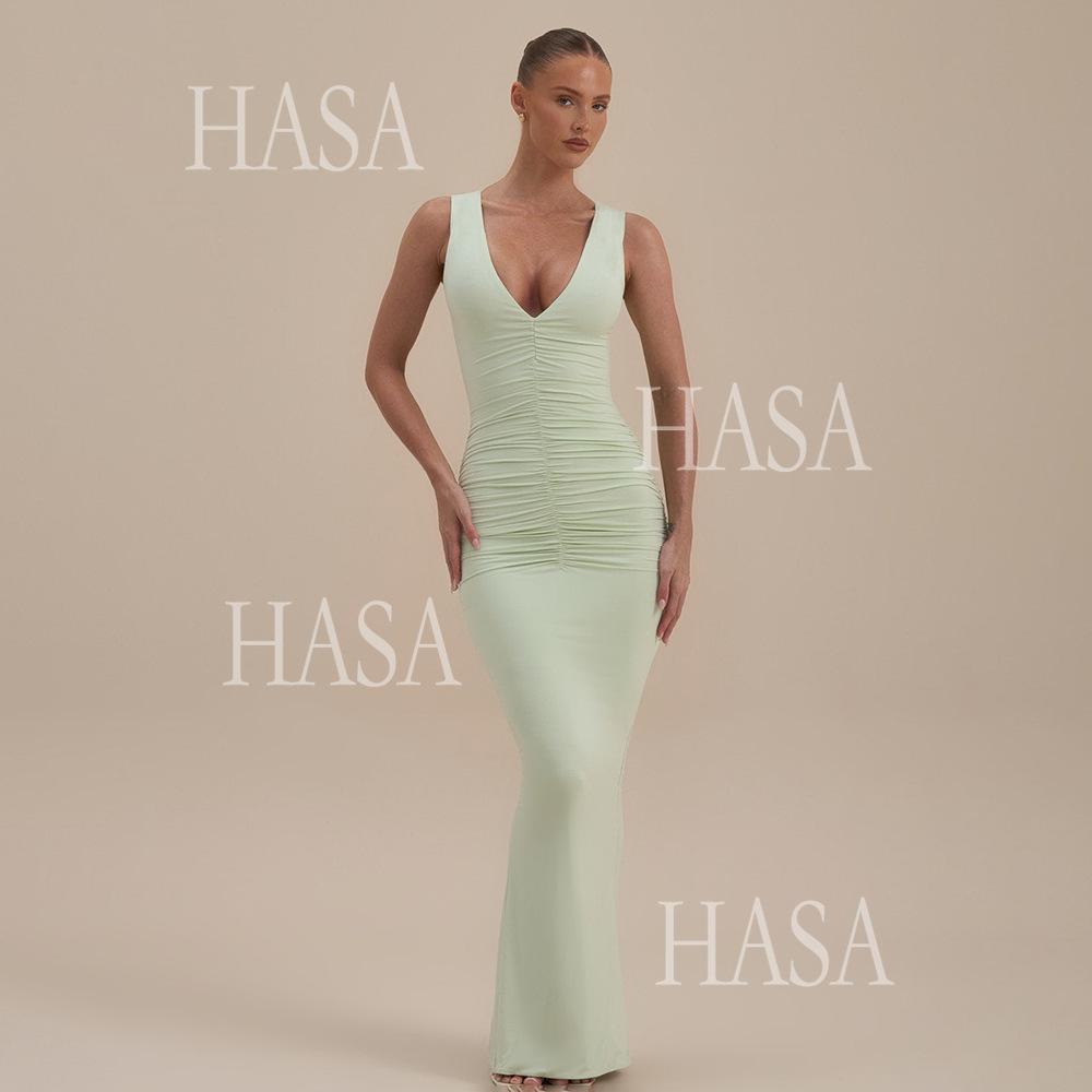 HASA HS6766 Chic Sleeveless Figure Hugging Dress