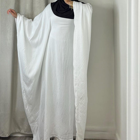 Robe caftan en crêpe HASASERIES HS0997 avec ceinture intégrée et manches chauve-souris