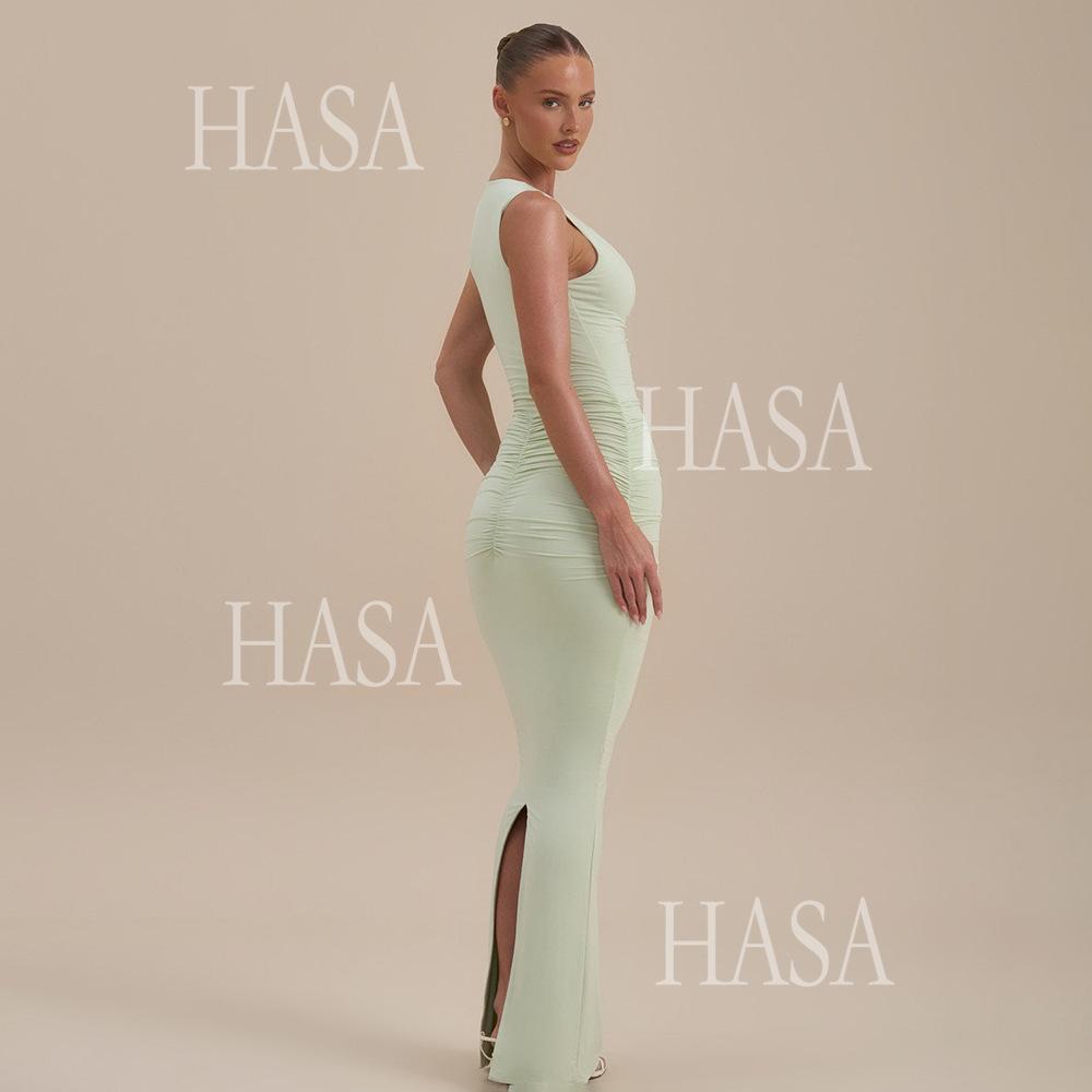 HASA HS6766 Chic Sleeveless Figure Hugging Dress