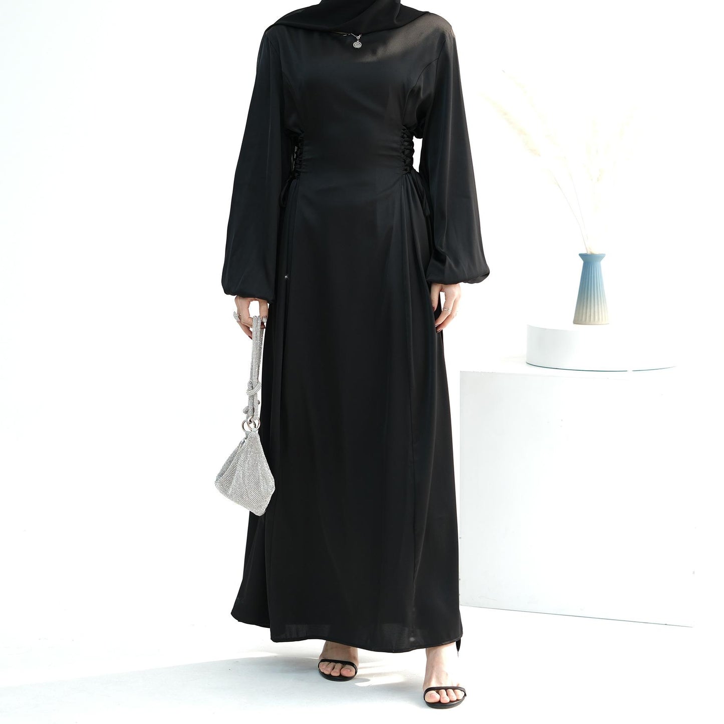 HASASERIES HS0991 Robe élégante à col haut et couleur unie