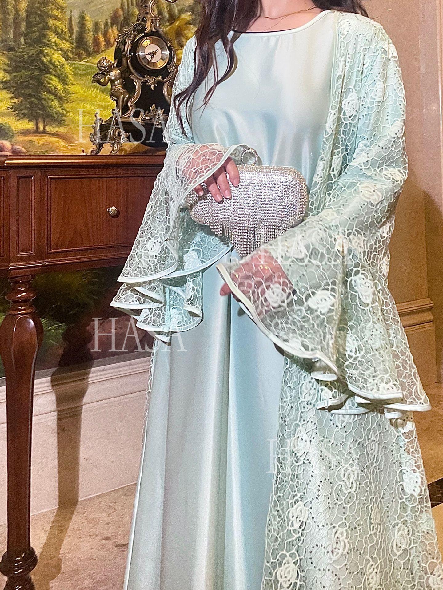HS6488 Two-piece long dress with flared sleeves and lace sequined cape