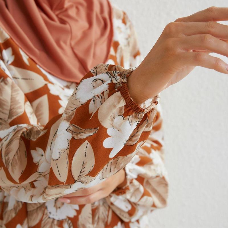 Summer long dress with zip and pocket