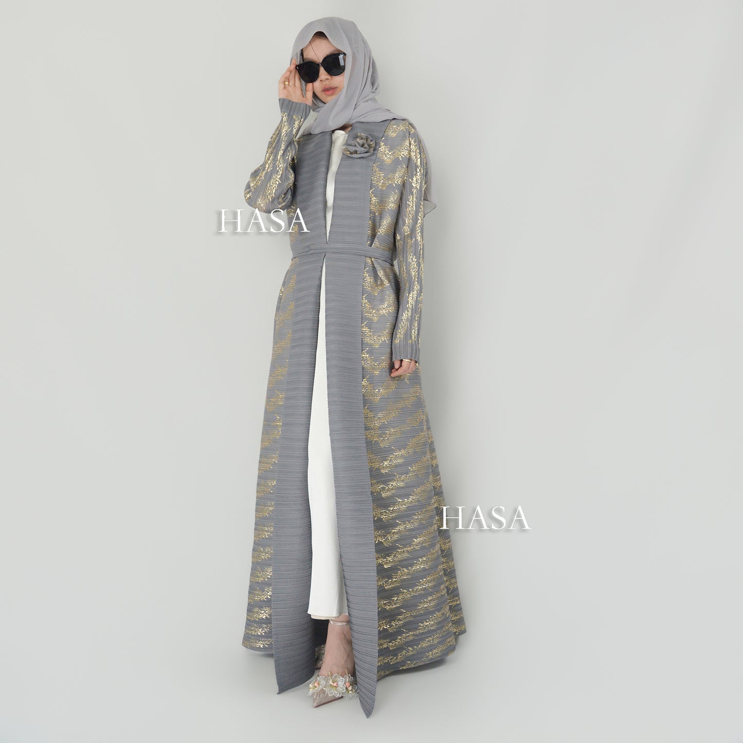 HS5838 Gold-stamped Pleated Long Cardigan with Belt