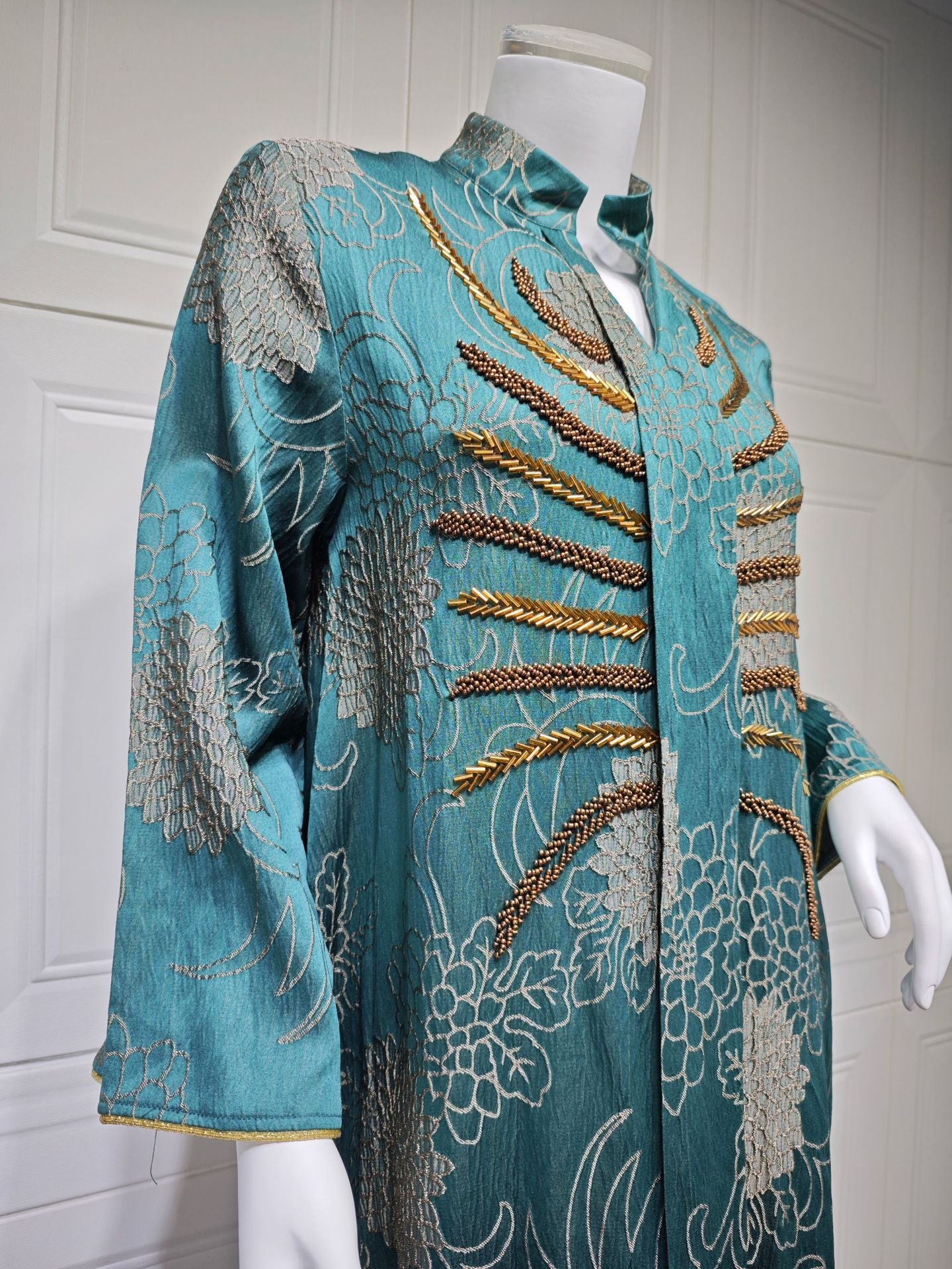 HS6656 V-neck jacquard beaded dress with elegant three-dimensional texture design